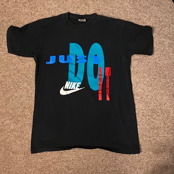 nike tee vintage